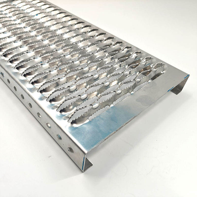 Galvanized Safety Grating Plank 182-356mm Width Industrial Flooring